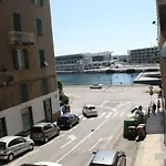 Апартаменты Il Piccolo Loft Della Vela Савона