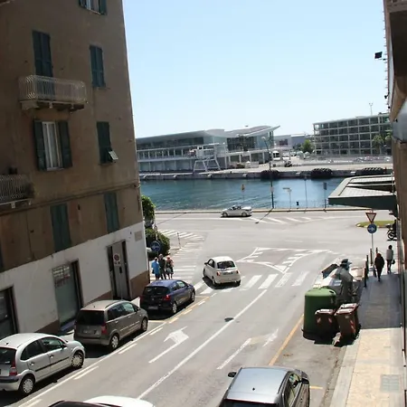 Apartamento Il Piccolo Loft Della Vela Savona