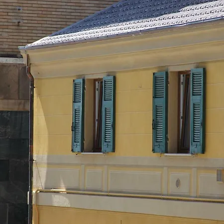 Il Piccolo Loft Della Vela شقة سافونا