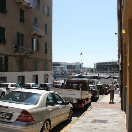 Il Piccolo Loft Della Vela Apartament